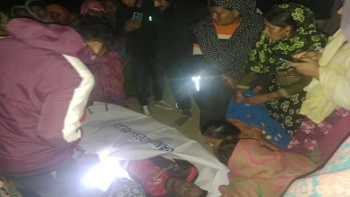 হরিণাকুণ্ডুতে নিখোঁজের  পর ভুট্টাক্ষেত থেকে যুবকের মরদেহ উদ্ধারহরিণাকুণ্ডুতে নিখোঁজের  পর 